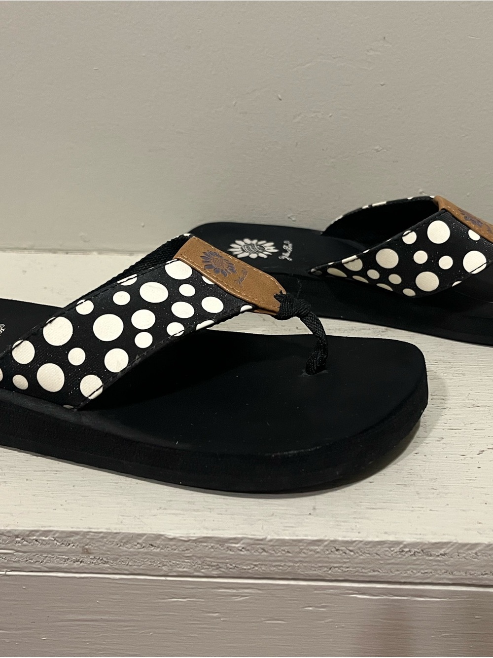 Yellow Box Black Polka Dot Thong Sandals with Tan Accent - Picture 3 of 5